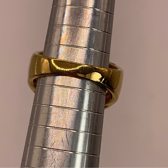 Gold plated dome statement ring with open cross hatching and scroll work 7 - Picture 5 of 9